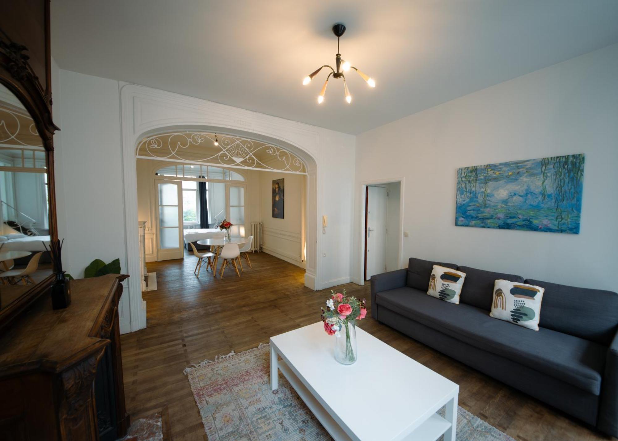 Prestige Stay - Uptown Брюссель Экстерьер фото